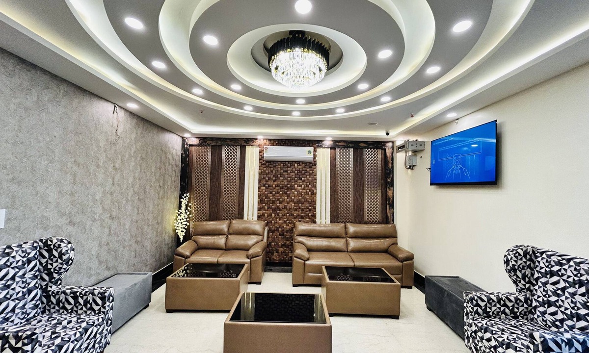 Faridabad Hotel | Shree Jee Hotel
