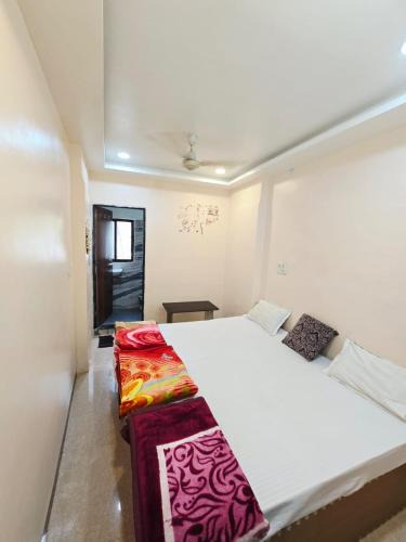Omkareshwar House | Shri Vinayak Guest House Omkareshwar