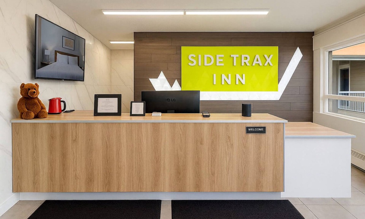 Beaverlodge Hotel | Side Trax Inn