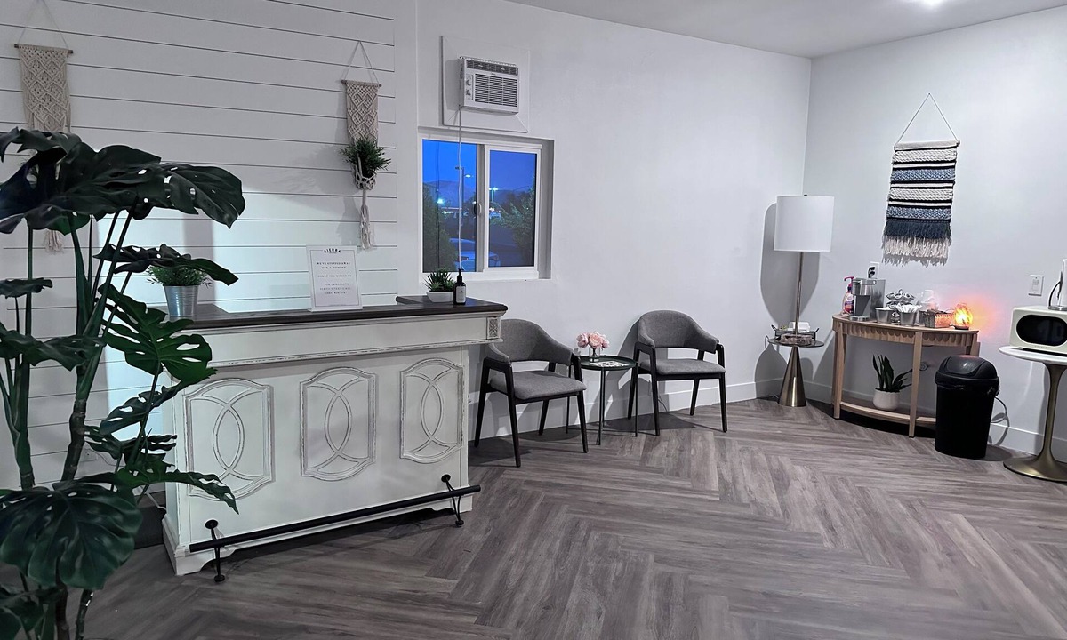 Mojave Hotel | Sierra Motor Lodge