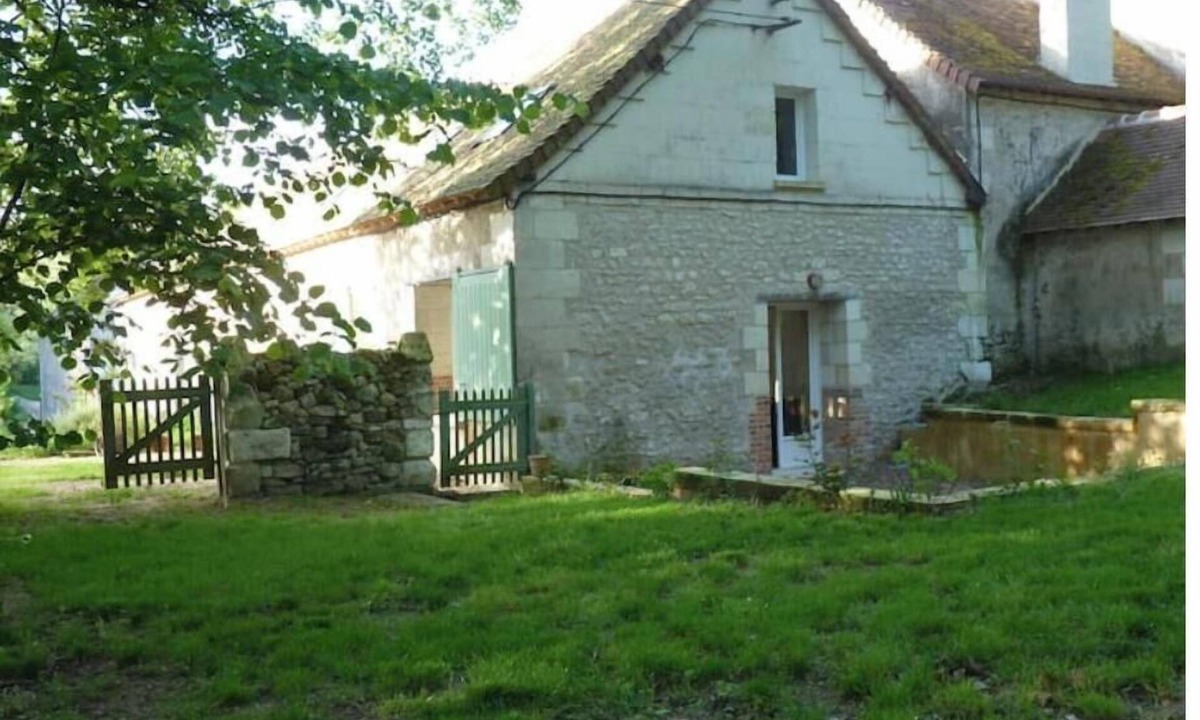 Loches House | Silence, countryside, comfort. Loches, the châteaux of the Loire Valley, and Beauval just a stone's throw away