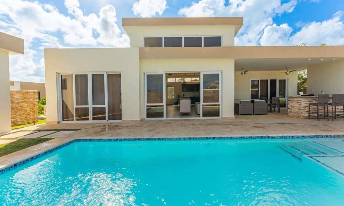 La Mulata House | Silence & Serenity Modern Pool Villa