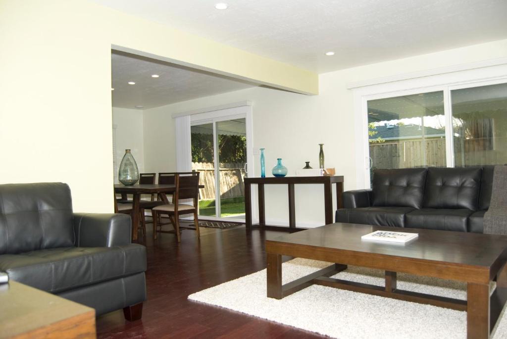 Rex Manor Apartment | Silicon Valley Stays Casa Tres