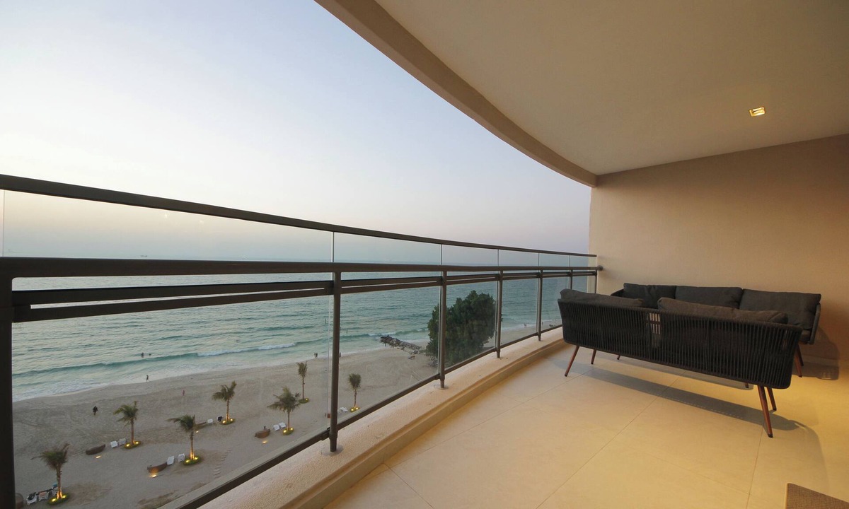 Beach & Coast Apartment | Silk Valley - Luxury Beachfront 3BR