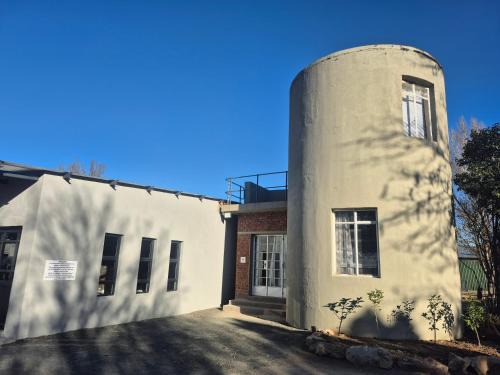 Lekwa Apartment | Silo 1