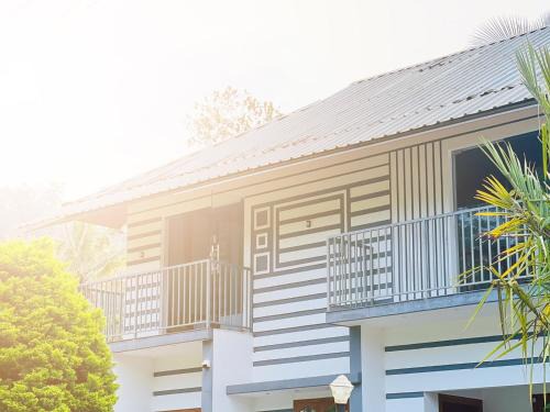 Nullatanni House | Silvermist Premium Villa Munnar