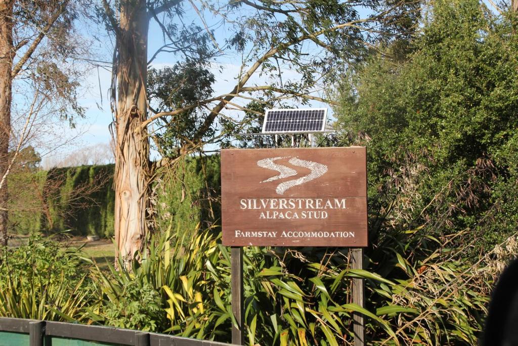 Kaiapoi House | Silverstream Alpaca Farmstay & Tour