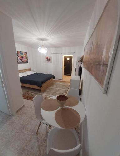 Craiova Apartment | Simon's Place