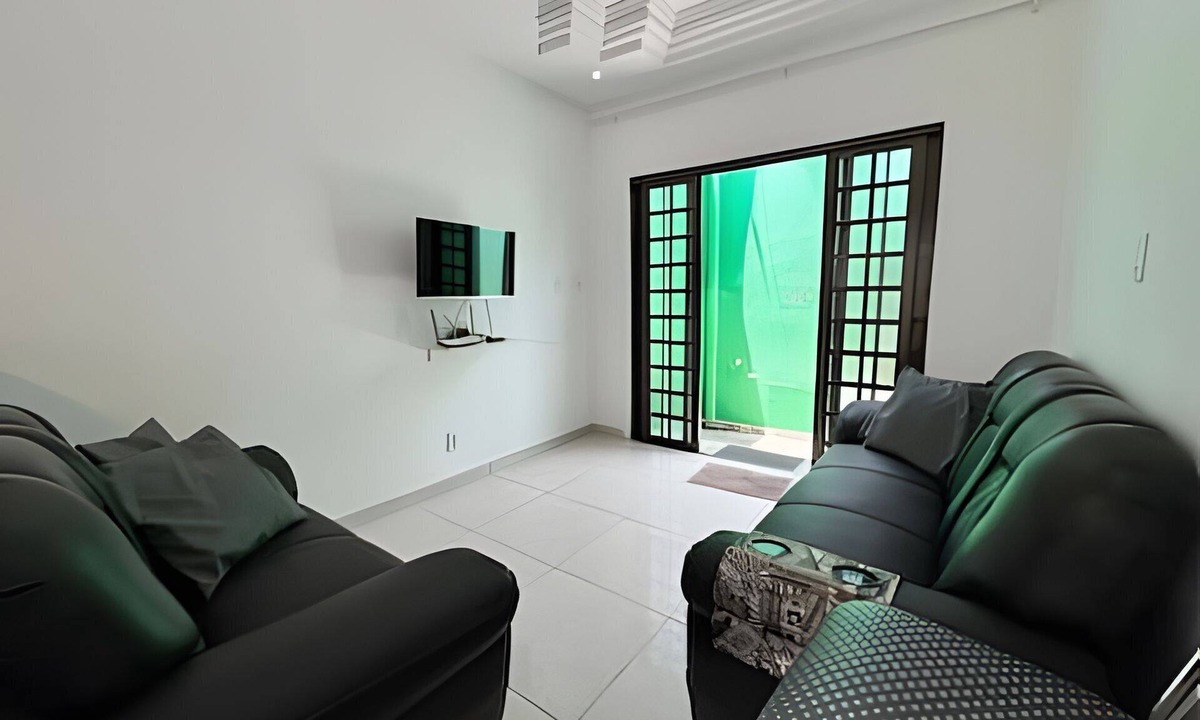 Santo Antonio House | Simple and Functional House in Araxá