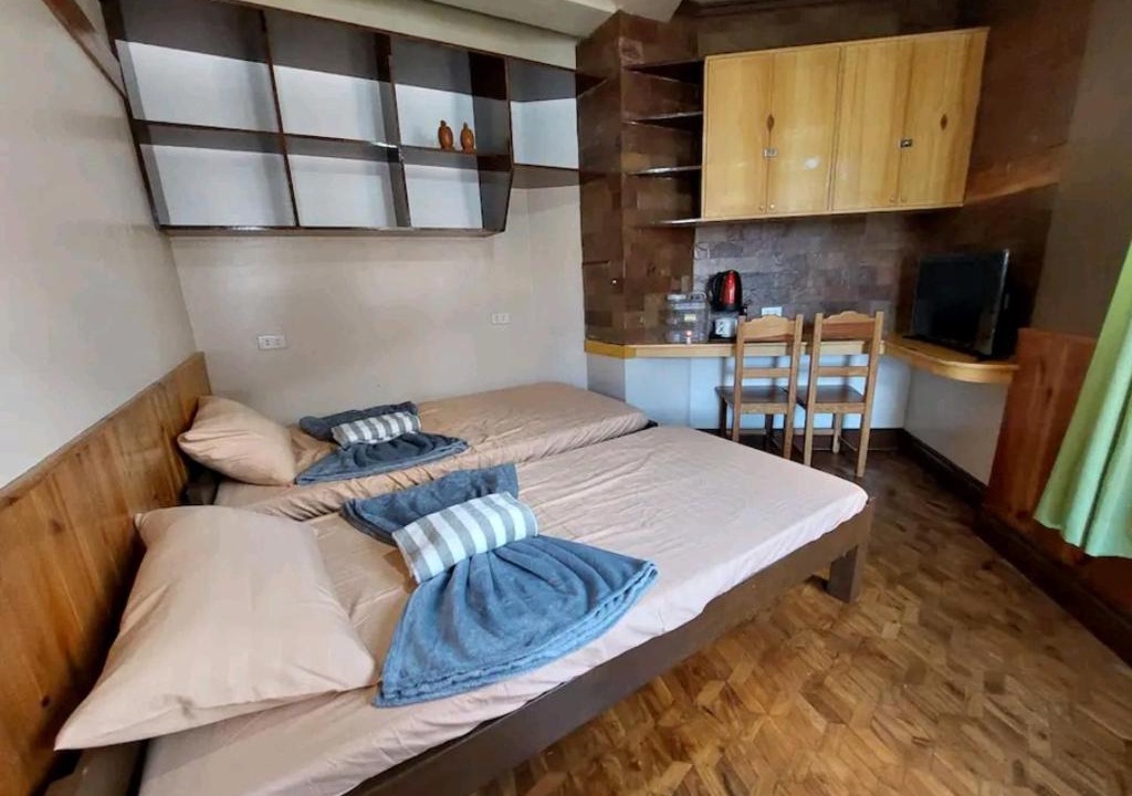 Baguio House | Simple Room in a Transient House