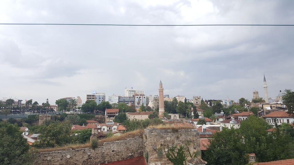 Kaleici Hotel | Simple Sea-View Flat in Lovely Old Town