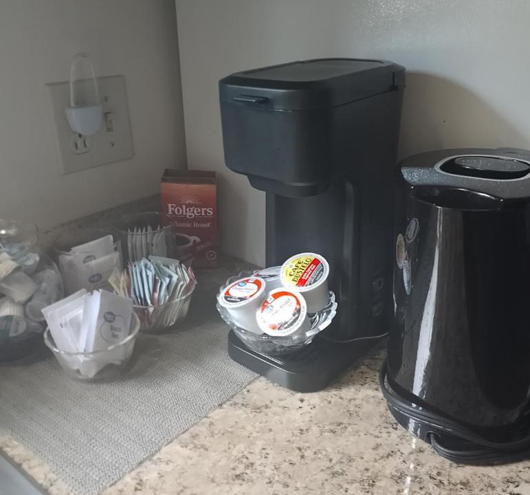 Youngstown Apartment | Simple Stay