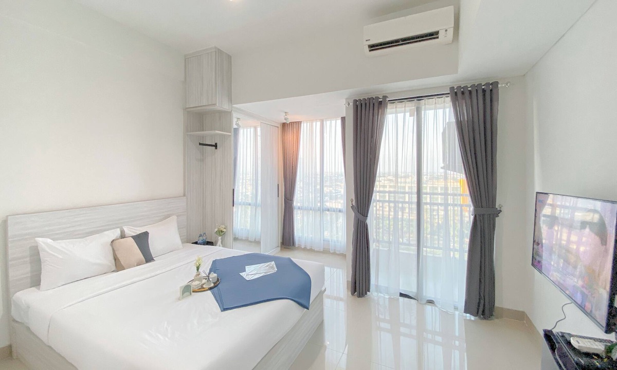 South Tambun Apartment | Simple White Designed Studio At Lrt City Bekasi Apartment
