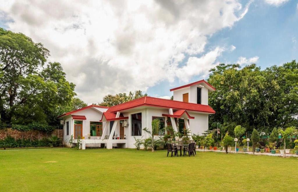 Taoru Villa | Simranoff farms