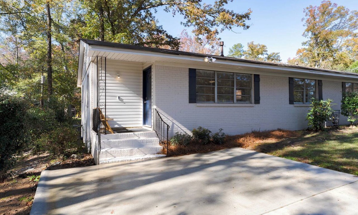 Cahaba Heights Condo | Single Floor Condo with Large Private Driveway