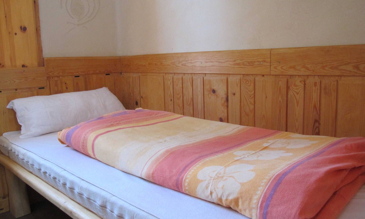 Wangelin Bed & Breakfast | Single room Don Bosco - House Lehmkloster am Wangeliner Garten with 5 single rooms