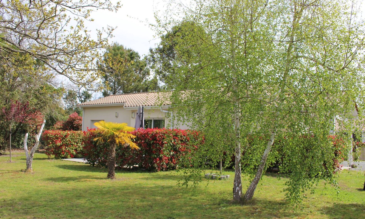 Hourtin Villa | Single-storey villa, large plot, close to lake and ocean