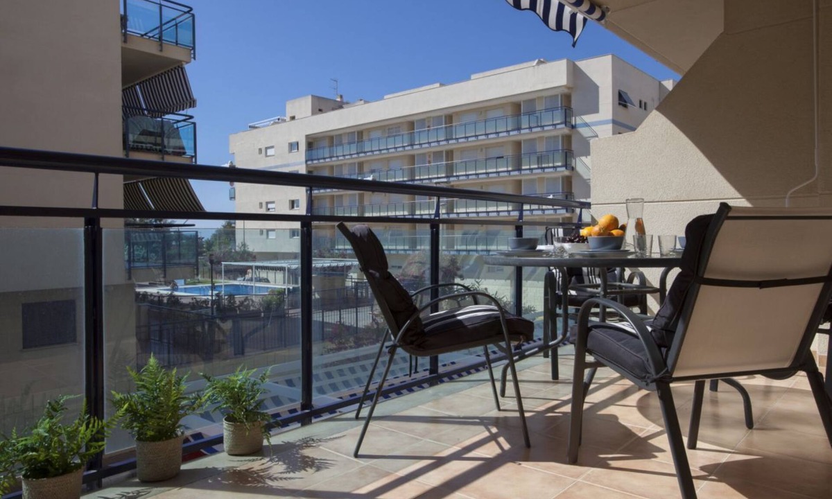 Moncofar Apartment | SingularStays Moncofar Beach