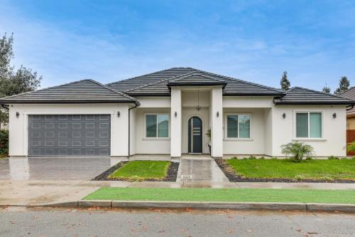 Lodi House | Sip, Dine & Unwind: Spacious Lodi Gem w/Patio!