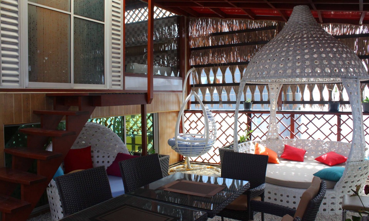Male House | Six In One