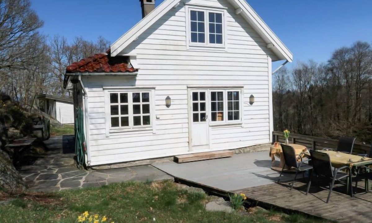 Torangsvag House | Sjøhytta by Interhome