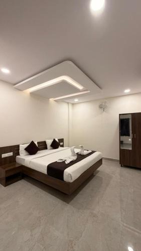 Mysore Hotel | SKB Suites