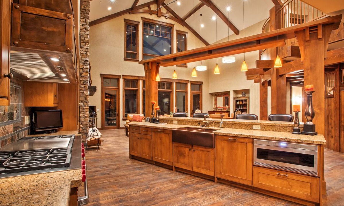 The Timbers House | Ski In/out Retreat! Make Wonderful Lifelong Memories! Huge En Suite Bedrooms!