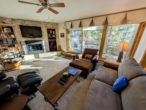 Mountain House House | Ski Run 501 by SummitCove Lodging in Colorado