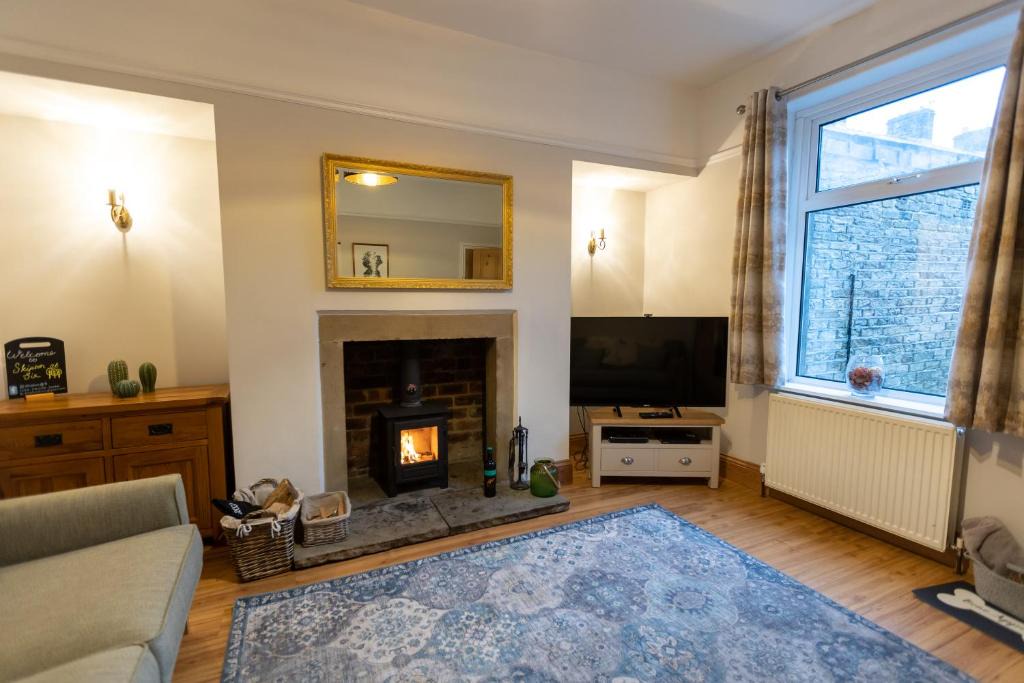 Skipton House | Skipton at Six