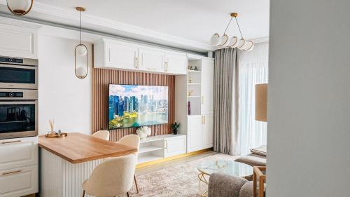 Suceava Apartment | Sky Central