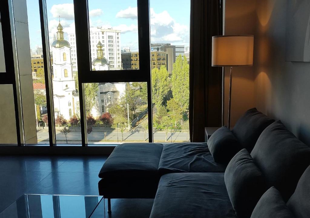 Iasi Apartment | Sky Frame