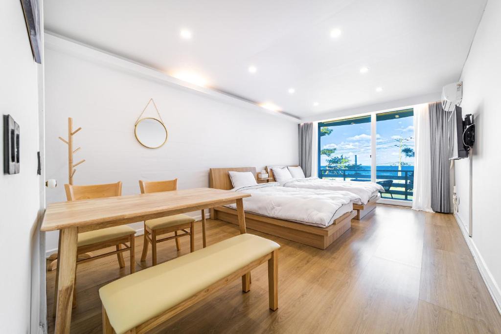 Sokcho House | Sky Sea Pension