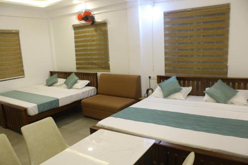 Rajakkad Hostel | Skyline Inn