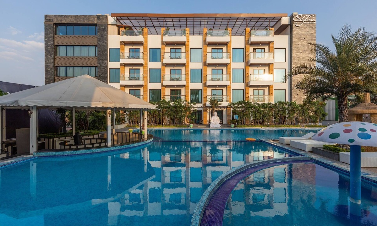Rau Hotel | Skyline Resort & Convention Centre