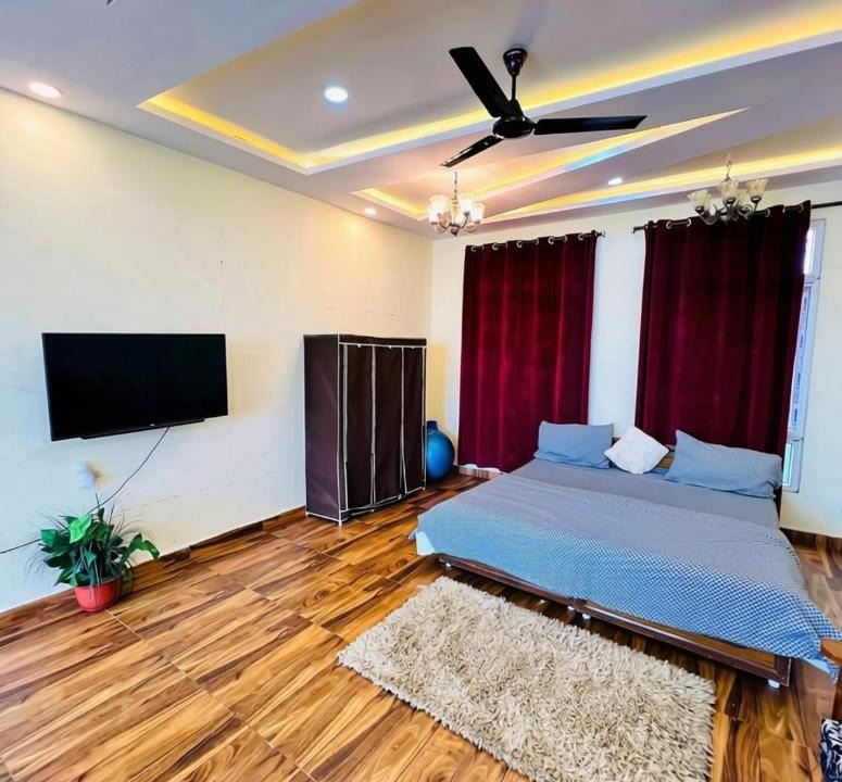 Banjara Hills Apartment | Skyline roof top