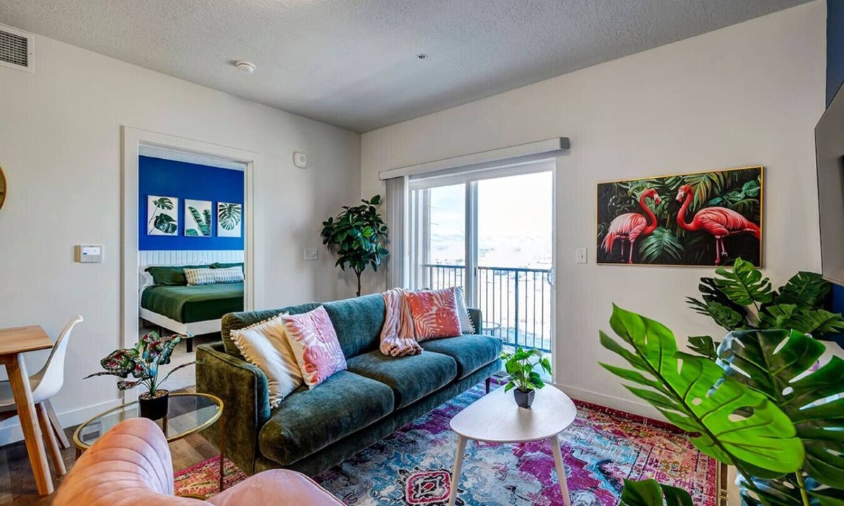 Draper Apartment | Skyline Suites Tropical 2bd 2ba