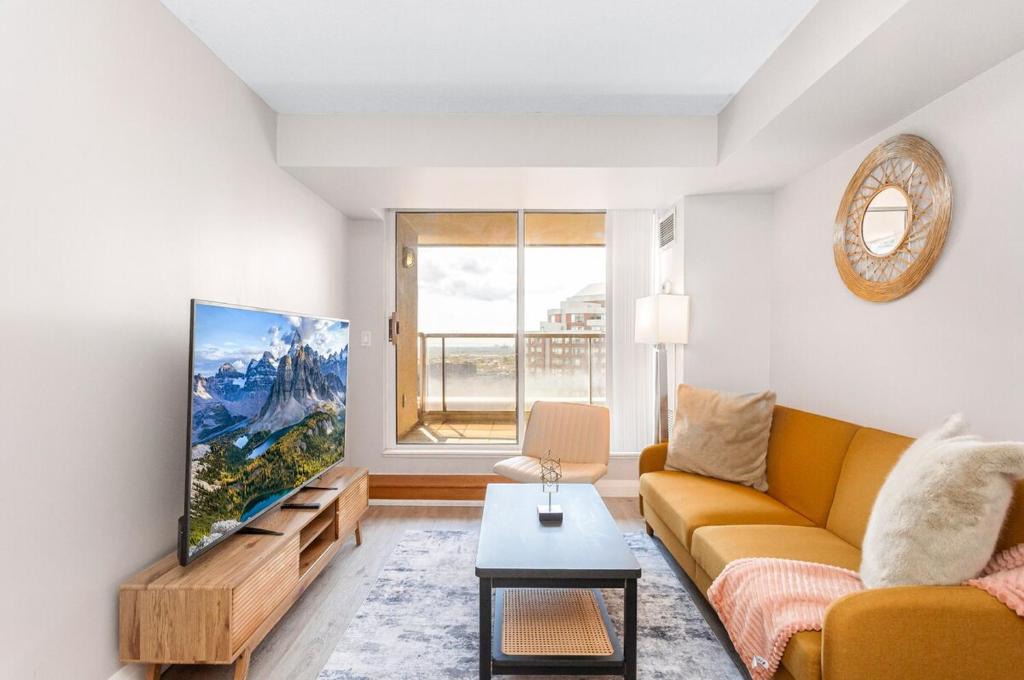 Downtown Mississauga Apartment | SkyView 2BR Plus Den Stunning Views Steps to SQ1 Mall
