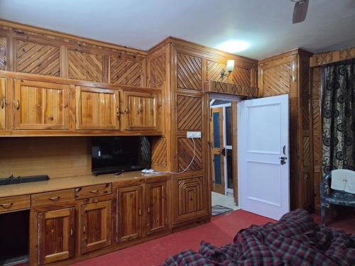 Patnitop Villa | SkyView The Royal Villa