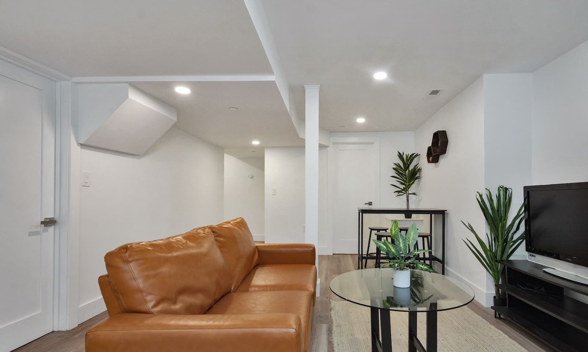 East Somerville Apartment | Sleek Somerville Apartment near Encore!