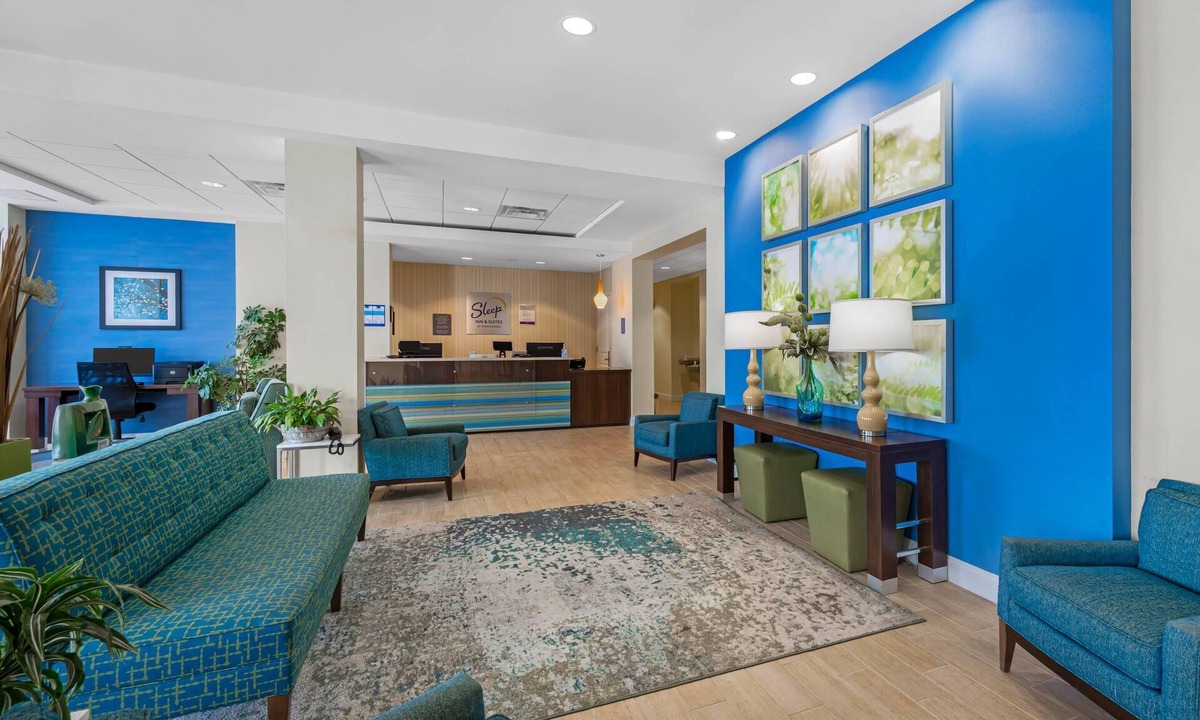 Altoona Hotel | Sleep Inn & Suites Altoona North