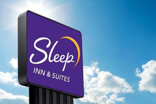 Middletown Hotel | Sleep Inn & Suites Harrisburg Airport - Hershey South