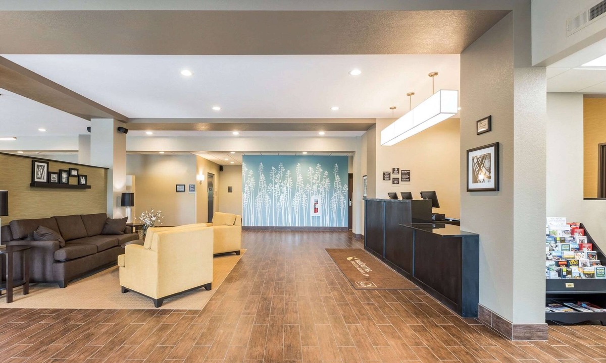 West Des Moines Hotel | Sleep Inn & Suites West Des Moines near Jordan Creek