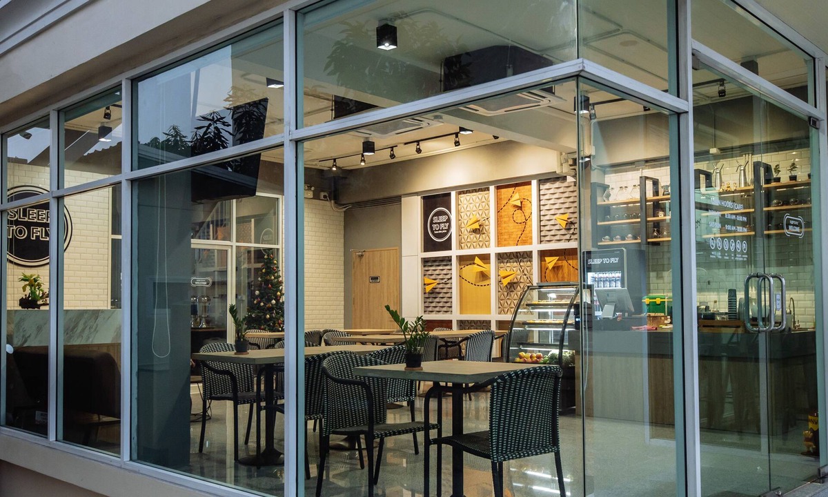 Khlong Sam Prawet Hostel | Sleep To Fly Hotel & Hostel