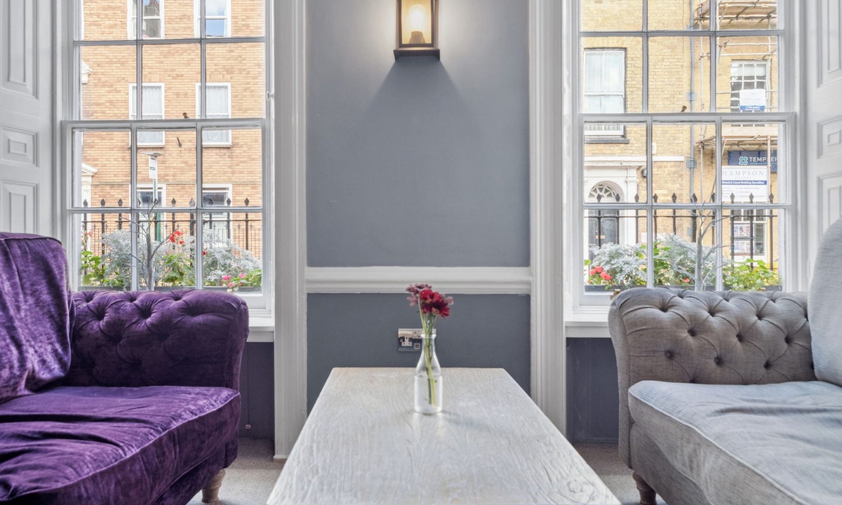 Dorchester Hotel | Sleeping Bear Hotel Dorchester