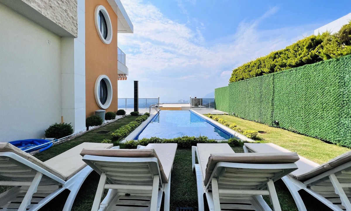 Kargicak Villa | Sleeps 8 Comfortable and Modern Villa - AWZ 282