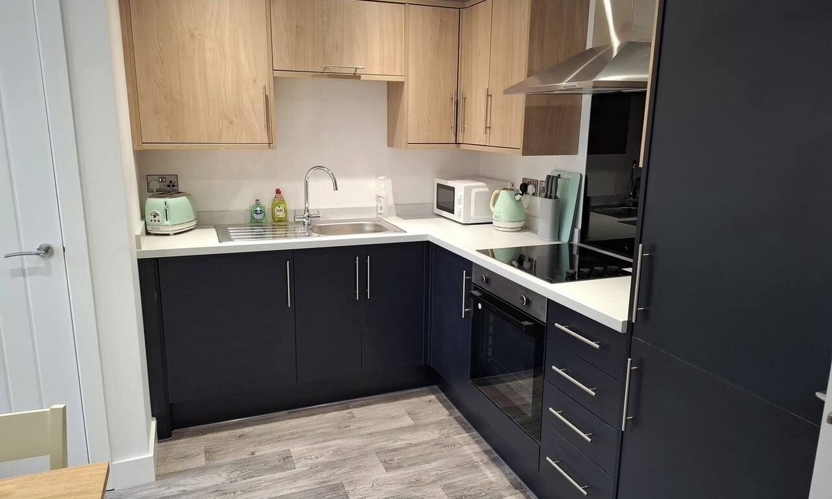 Retford Apartment | Sleeps2-centrallocation-familyfriendly-newrefurb