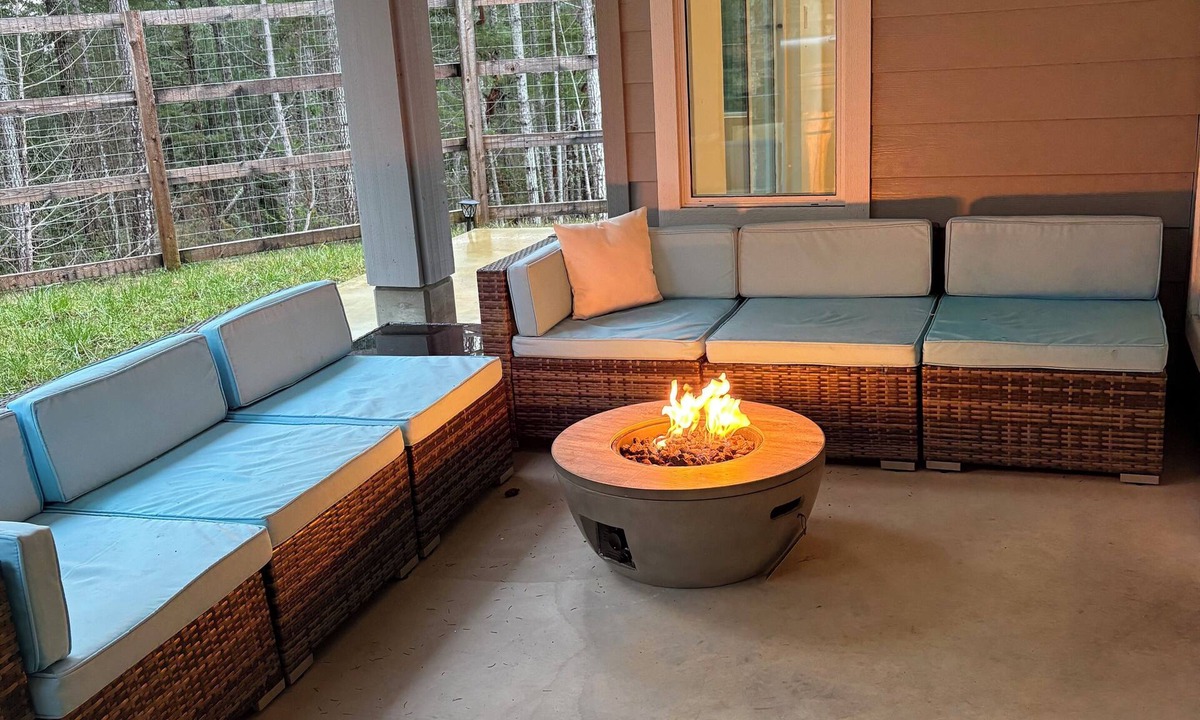Halfmoon Bay House | Slow down and reconnect with nature