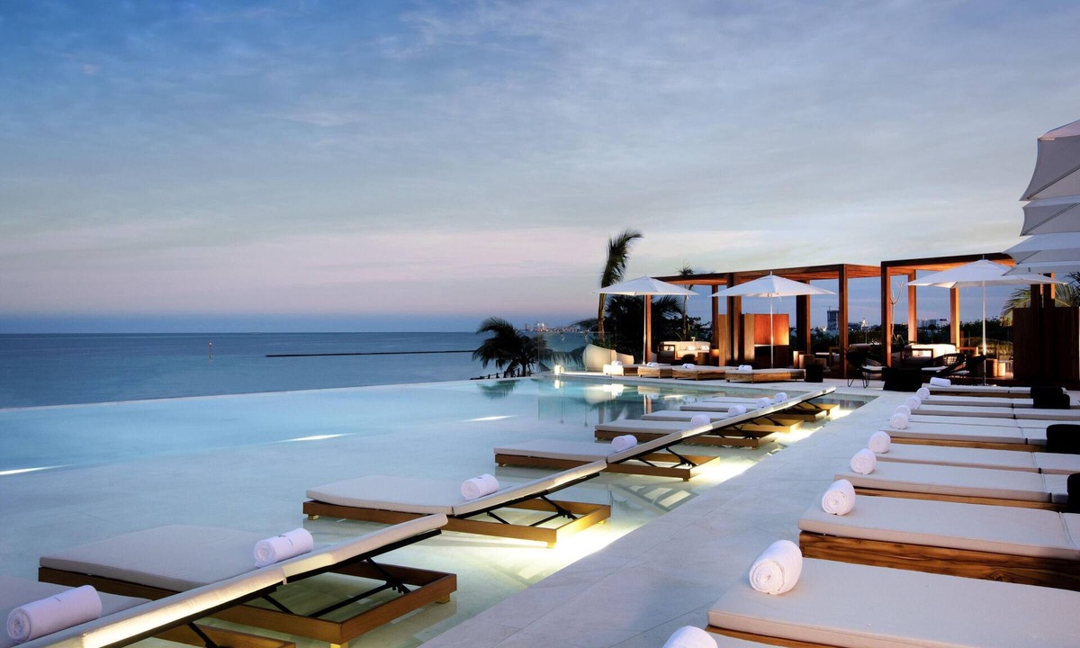 Zona Hotelera Hotel | SLS Cancun