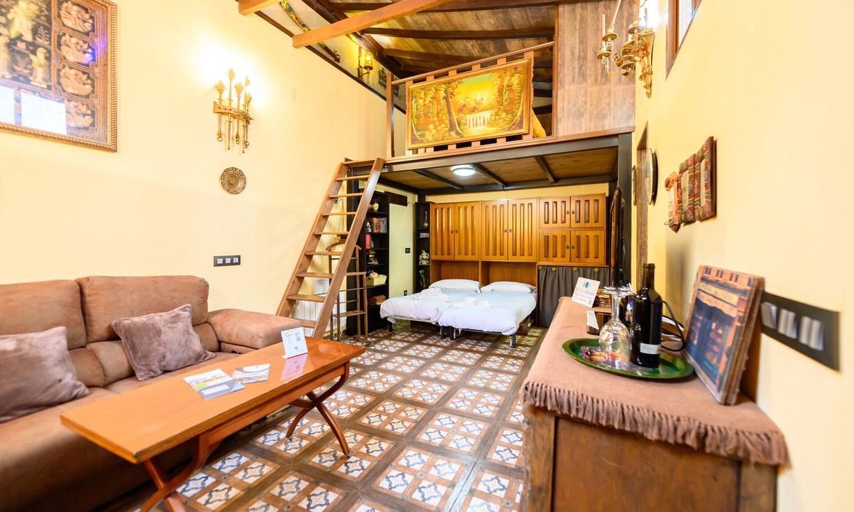 Puerta del Angel Apartment | SLU33