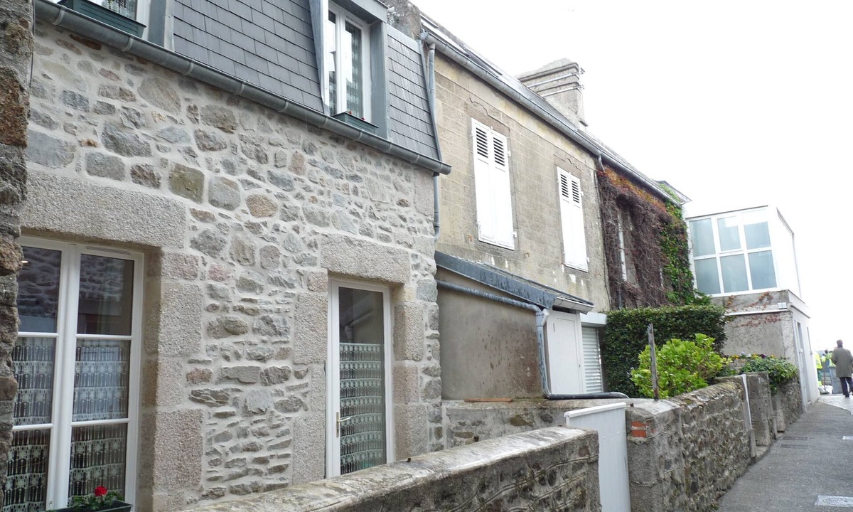 Saint-Vaast-la-Hougue House | Small fisherman's cottage. Classified as 3* furnished tourist accommodation